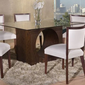 2493 MH Dining Table