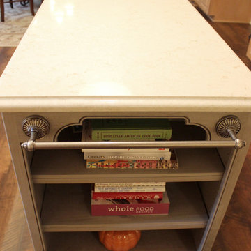 Knotty Alder Peppercorn Island with Taj Royal Quartz Countertop
