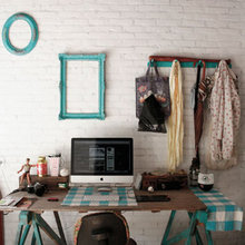 desks