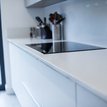 WHITE & CONCRETE MODERN ELEGANCE