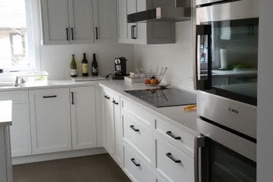 Inspiration for a transitional kitchen remodel in Montreal