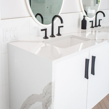 Castle Rock Master Bathroom