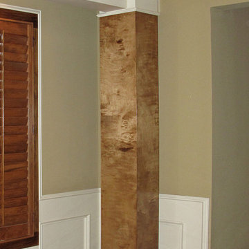 Lines of Distinction . . . faux wood grain columns.