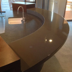 Kirkland waterfront - Kitchen Countertops