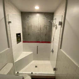 Lake - Huntington Beach - Shower Doors