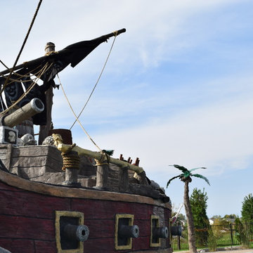 Living Legendary: Pirate Shipwreck Swimming Pool