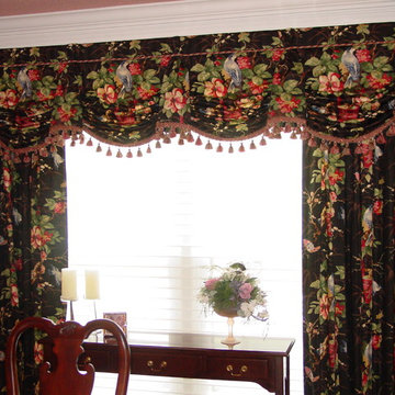 Formal Dining Room window treatment
