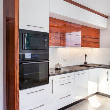 White and Veneer High Gloss Modern Kitchen