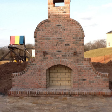 Outdoor Kitchens and Fireplaces