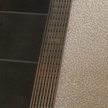 LUXE Wedgewire Linear Drain