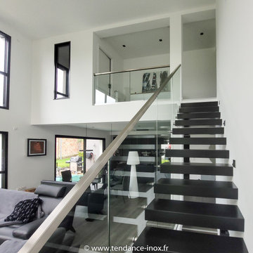 Escalier et garde-corps verre