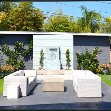 Contemporary Patio