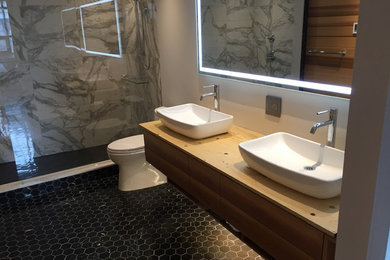 Inspiration for a contemporary bathroom remodel in Toronto