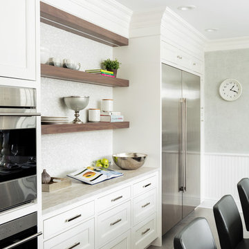 Sophisticated Traditional Kitchen