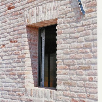 Dettaglio muratura e foro finestra