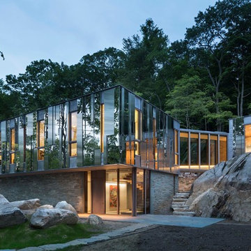 Invisible House