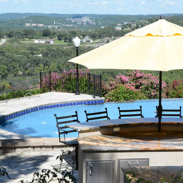 Branson Pool with a View and Outdoor Kitchen