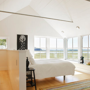 Cape Cod Upstairs Low Ceiling Bedroom Ideas And Photos Houzz