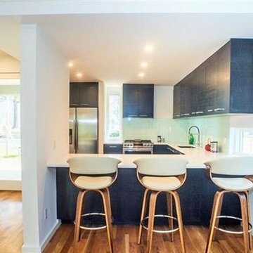Modern Raleigh Staging