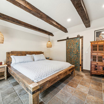 Natural Haven - Primary Bedroom Second Floor