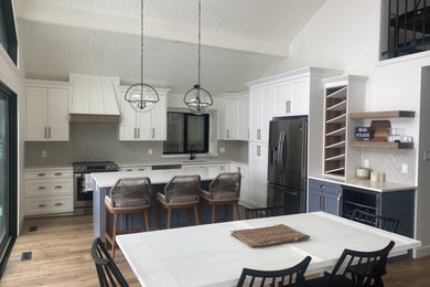 Kitchen photo in Edmonton