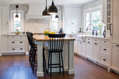 Inspiration for a timeless kitchen remodel in Toronto