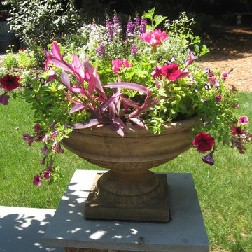Customer Urn & Fountain Selection - Malvern, PA