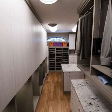 Sleek Contemporary Closet