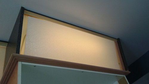 Lighting Above Kitchen Cabinets