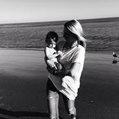 Julie Vdovichenko's photo