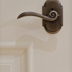Briar - Traditional Casual - Doorknobs