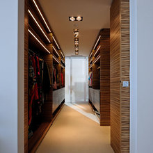 Walk in closet