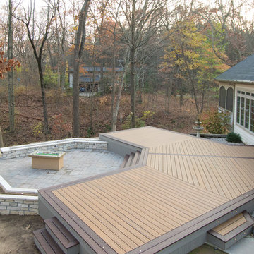 Octagon Paver Deck at Glade Trail