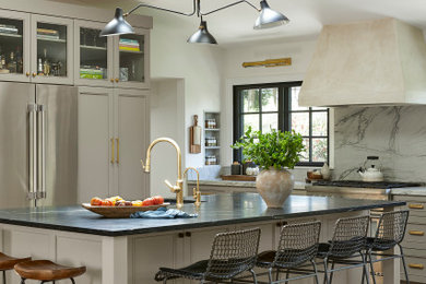 Example of a transitional kitchen design in San Francisco