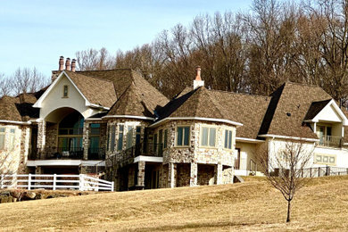 Example of an exterior home design in Philadelphia