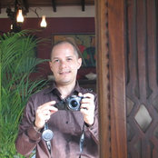 Carlos Losada's photo
