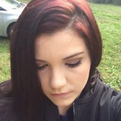 Ashley Keeton Stringers foto