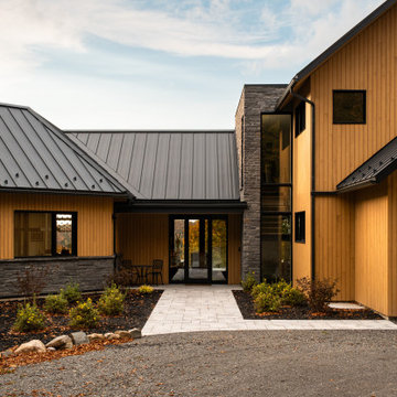 Hâle House
