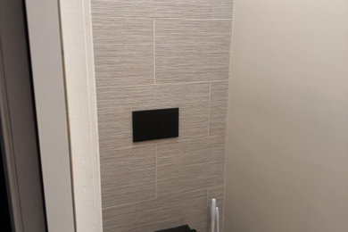 Trendy home design photo in Cincinnati