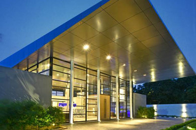 TATA HOUSING SHOWFLAT
