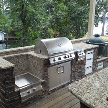 Outdoor Kitchen