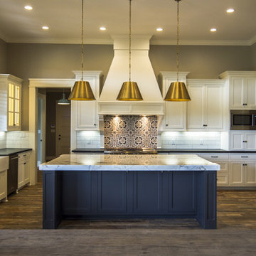 Calacatta Quartzite Kitchen