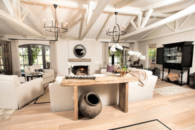 Living room - cottage living room idea in Los Angeles