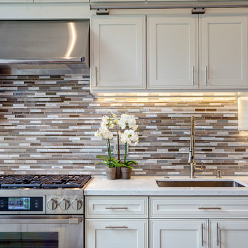 Dacor ultra-premium appliances in the original "Painted Lady"Dacor ultra-premium