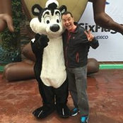 Alex Raya's photo
