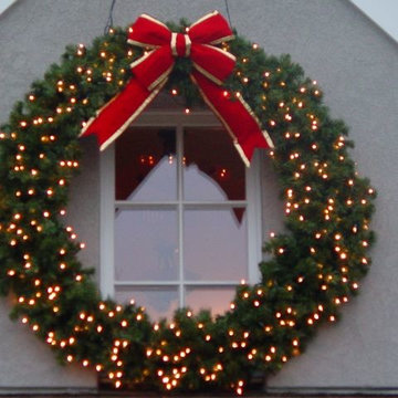 Christmas Decorations, Wreaths, Trees and Outdoor Lights