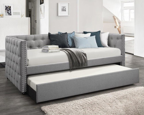 Klassische Schlafzimmer mit Backsteinboden Ideen, Design & Bilder | Houzz