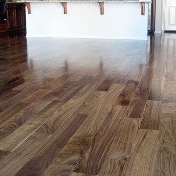 Walnut Natural Smooth Engineered Wood Floor