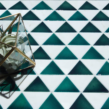 4" Triangle in Brazil crackle, Belize crackle and Calacatta marble.