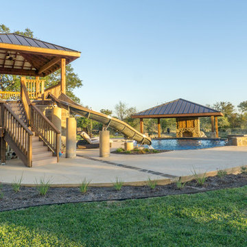 Ruby Ranch Pool w/Waterslide (Cedar)